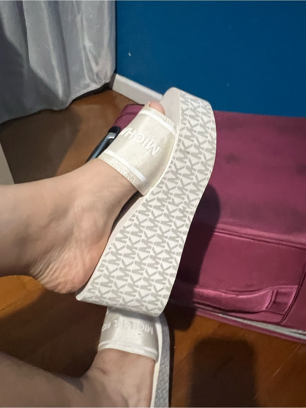 Michael Kors Cream Platform Slide Sandals with Signature MK Print Sz 8